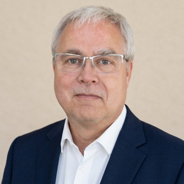 Ulrik Hovde Lindholm