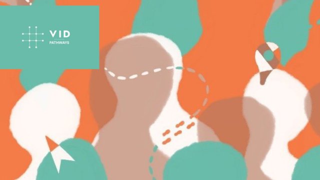 Utydelig tegning av mennesker med en sti av fotspor og logoen til pathways i venstre hjørne