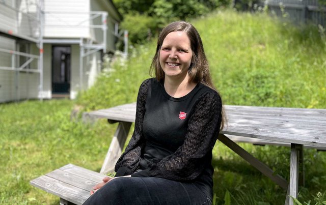 Portrett av Marianne tatt utendørs