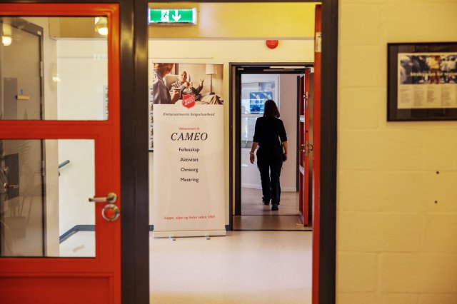 Bilde inn i en gang hos Frelsesarmeen