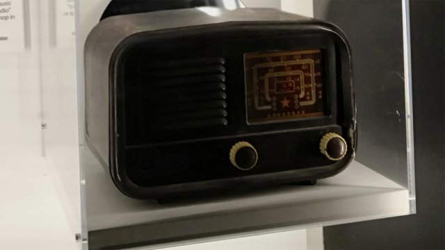 Bilde av The Shapeless Spy Signal Receiver