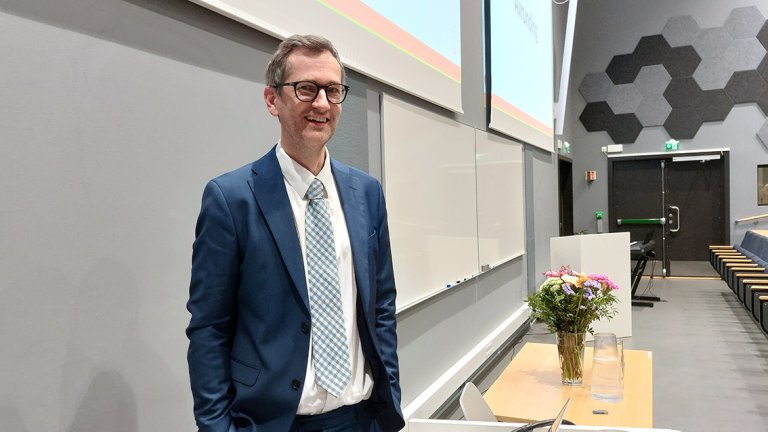 portrett av Sindre tatt i forelesningssal