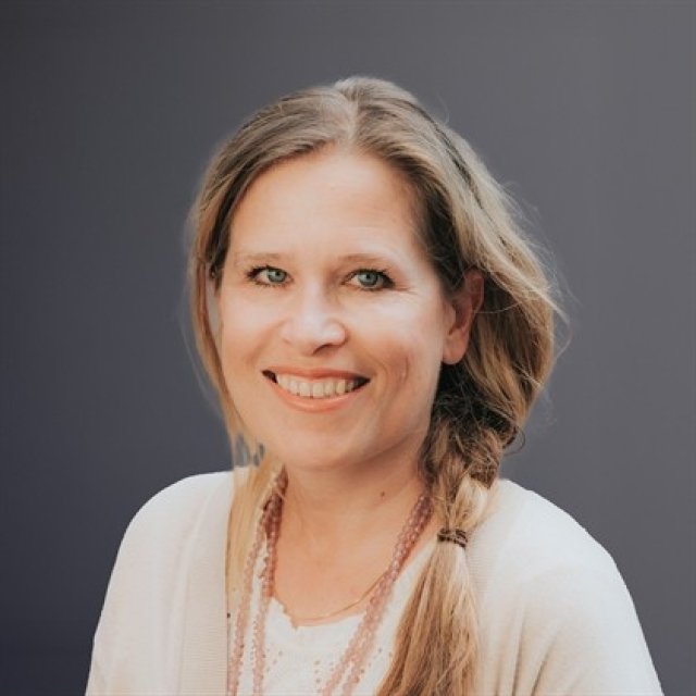 Inger Helen H Hjelmeland